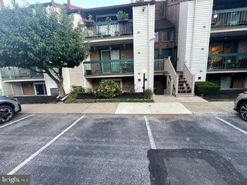 3750 Clarendon