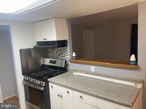 3750 Clarendon 221, Philadelphia PA 19114
