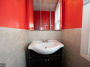 131 Westdale Road, Upper Darby PA 19082