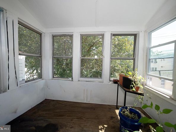 131 Westdale Road, Upper Darby PA 19082
