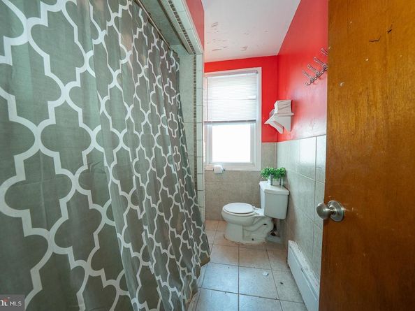 131 Westdale Road, Upper Darby PA 19082