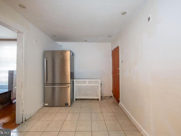 131 Westdale Road, Upper Darby PA 19082