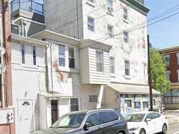 824 S 12TH Street