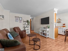 3268 Tara Road, Philadelphia PA 19154
