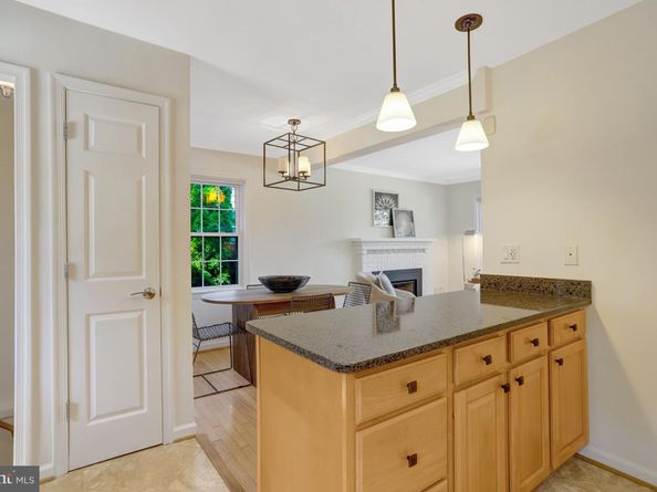 6086 9TH Road N, Arlington VA 22205