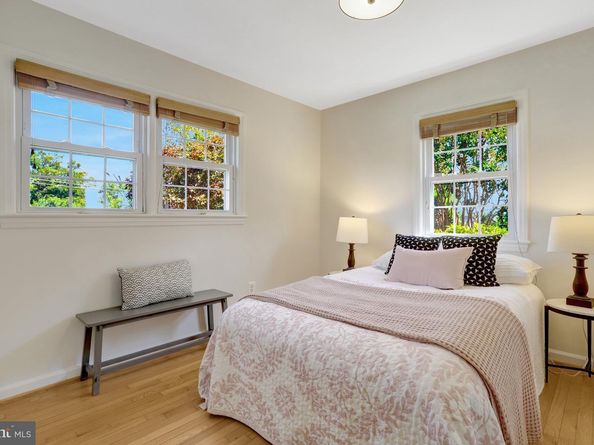6086 9TH Road N, Arlington VA 22205
