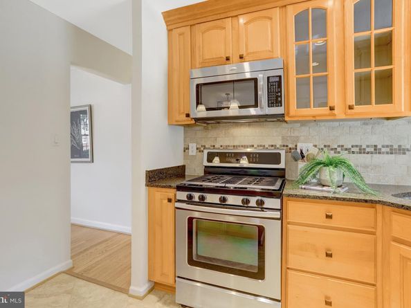 6086 9TH Road N, Arlington VA 22205