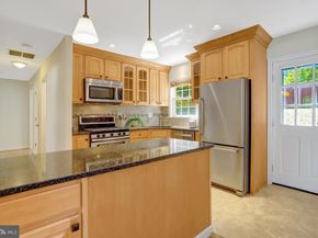 6086 9TH Road N, Arlington VA 22205