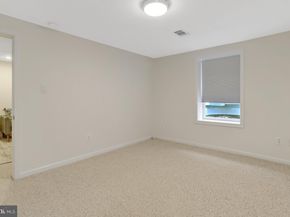 6086 9TH Road N, Arlington VA 22205