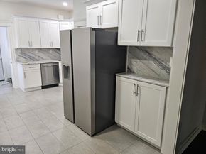 3853 17TH Street, Philadelphia PA 19140