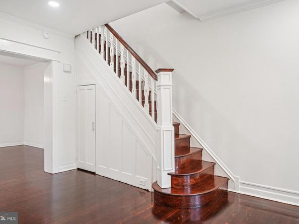 3853 17TH Street, Philadelphia PA 19140