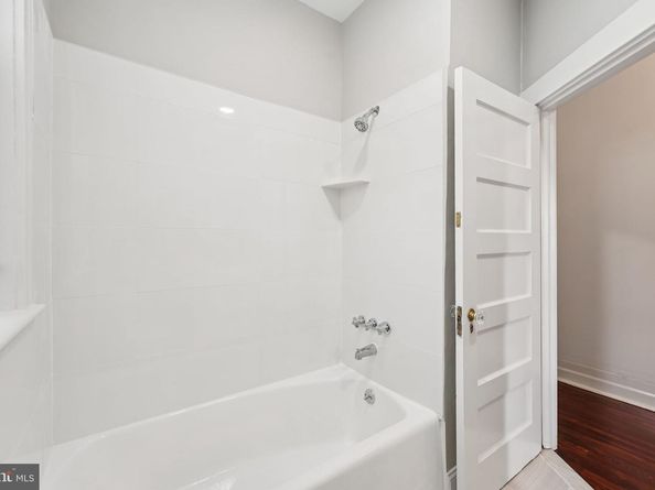 3853 17TH Street, Philadelphia PA 19140