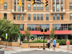 1021 N Garfield Street 611, Arlington VA 22201