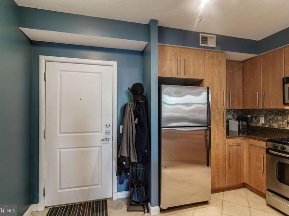 1021 N Garfield Street 611, Arlington VA 22201
