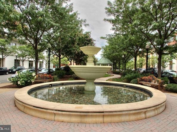 1021 N Garfield Street 611, Arlington VA 22201