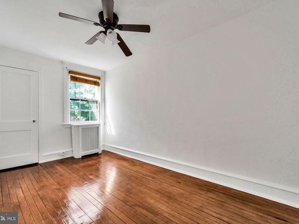 92 Springton Road, Upper Darby PA 19082