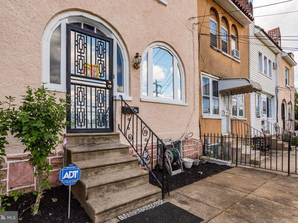 92 Springton Road, Upper Darby PA 19082