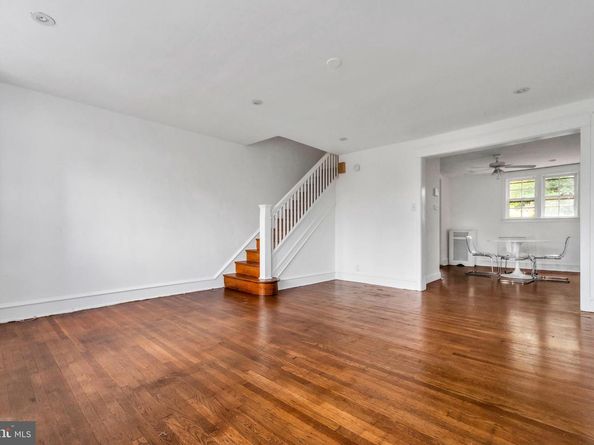 92 Springton Road, Upper Darby PA 19082