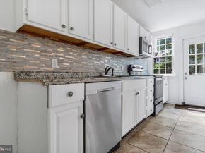 92 Springton Road, Upper Darby PA 19082