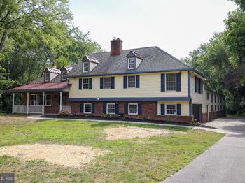 3775 Buckingham Drive
