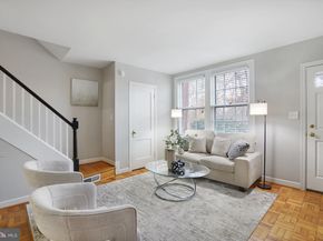 1500 S Barton Street 595, Arlington VA 22204