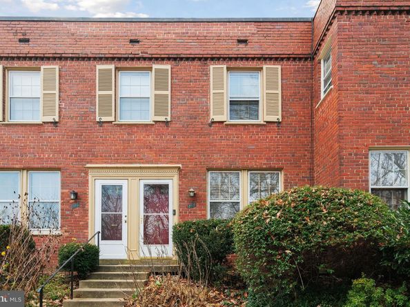 1500 S Barton Street 595, Arlington VA 22204