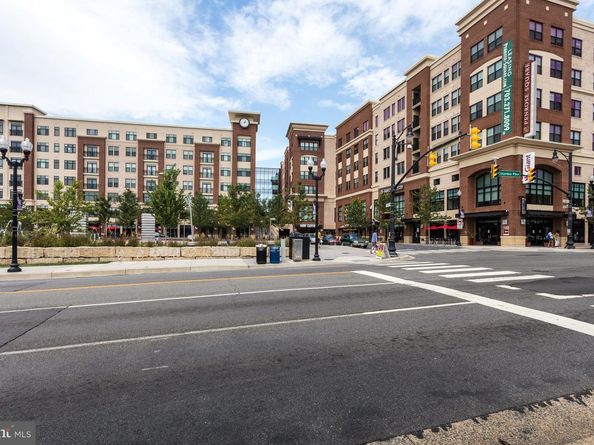1500 S Barton Street 595, Arlington VA 22204