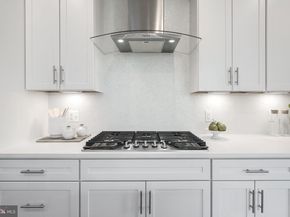 2320 Field Point Road 201, Herndon VA 20171