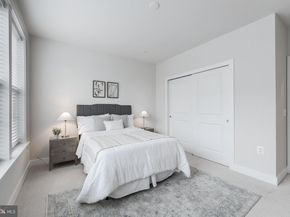 2320 Field Point Road 201, Herndon VA 20171