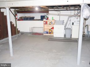 107 W Glenolden Avenue, Glenolden PA 19036
