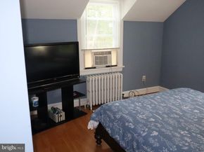 107 W Glenolden Avenue, Glenolden PA 19036