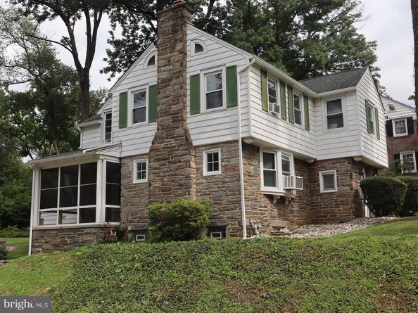 107 W Glenolden Avenue, Glenolden PA 19036