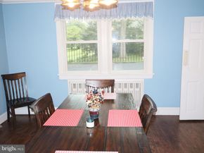 107 W Glenolden Avenue, Glenolden PA 19036