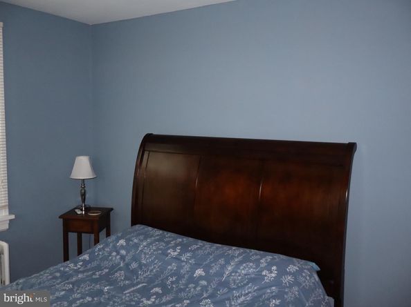 107 W Glenolden Avenue, Glenolden PA 19036
