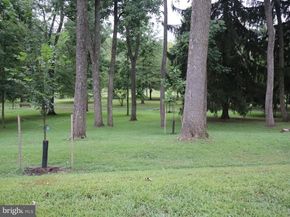 107 W Glenolden Avenue, Glenolden PA 19036