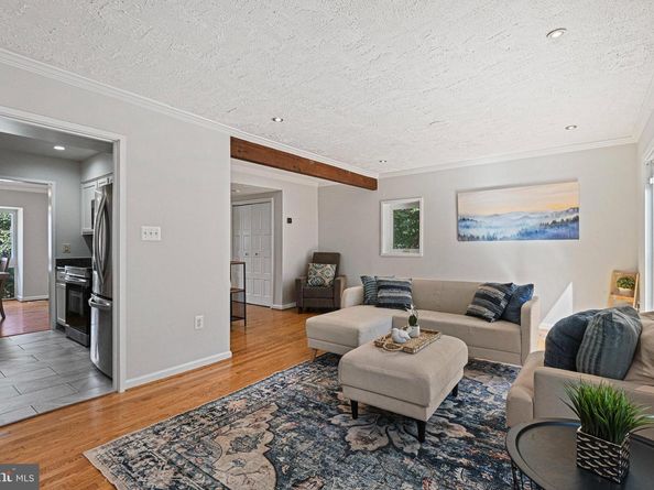 3052 Sugar Lane, Vienna VA 22181