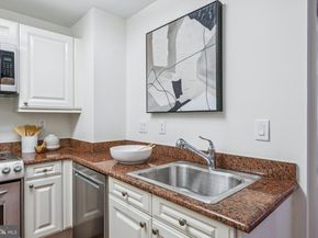1500 Chestnut Street 9I, Philadelphia PA 19102