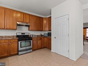 2710 Riverhouse Road, Philadelphia PA 19114