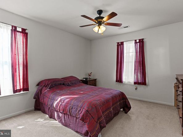 2710 Riverhouse Road, Philadelphia PA 19114