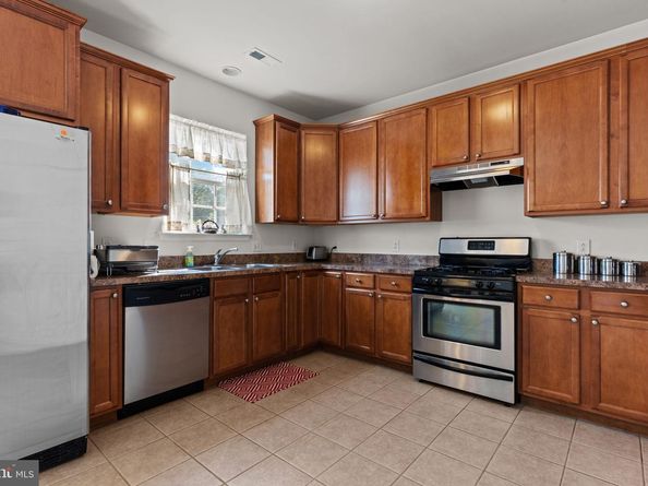 2710 Riverhouse Road, Philadelphia PA 19114
