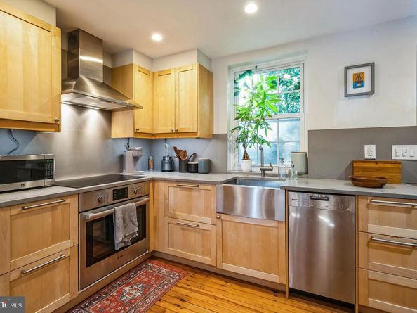1134 Waverly Street 3, Philadelphia PA 19147