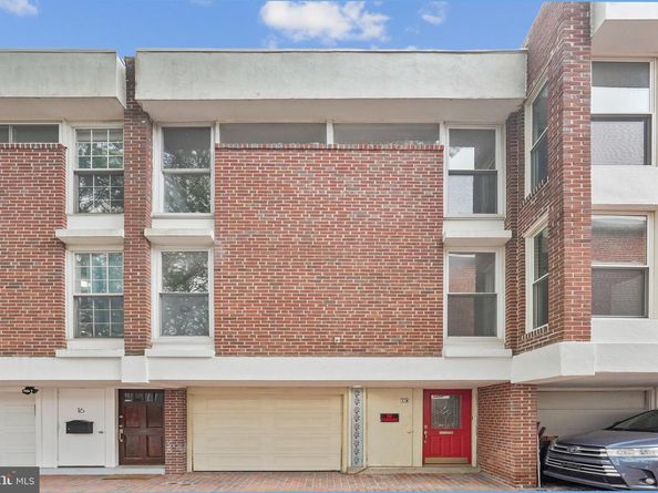 18 University Mews, Philadelphia PA 19104