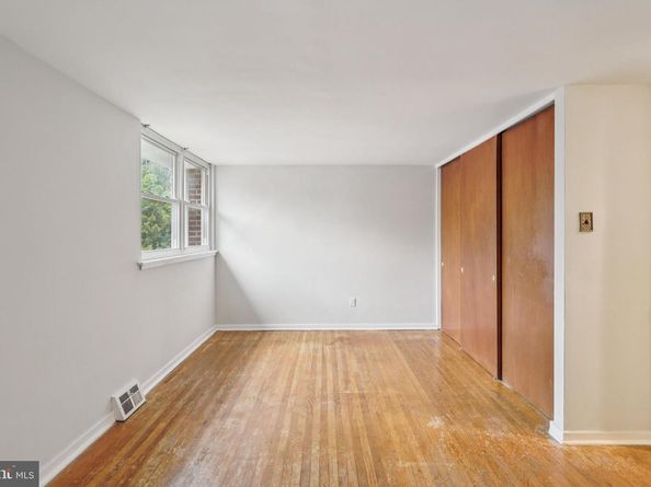 18 University Mews, Philadelphia PA 19104