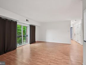 53304 Delaire Landing Road 304, Philadelphia PA 19114