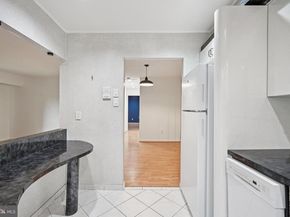 53304 Delaire Landing Road 304, Philadelphia PA 19114