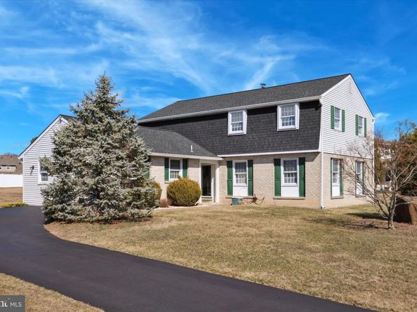 147 Watergate Drive, Upper Holland PA 19053