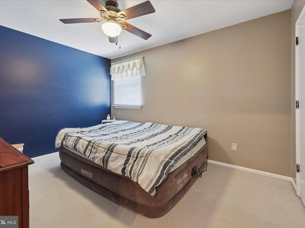 147 Watergate Drive, Upper Holland PA 19053