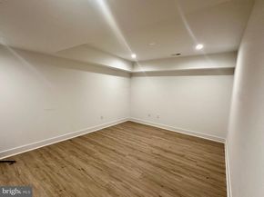 2033 Griffith Road, Falls Church VA 22043