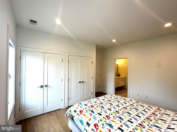 2033 Griffith Road, Falls Church VA 22043