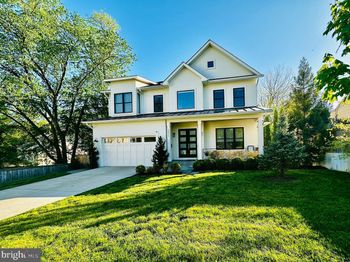 2033 Griffith Road